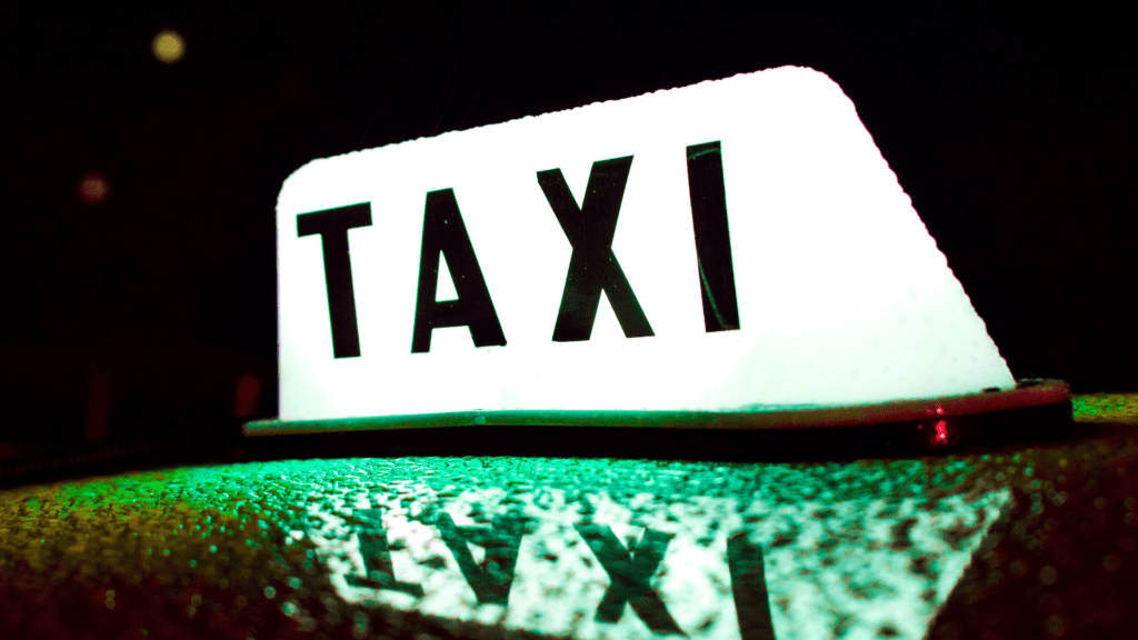 Taxi Giżycko – Przewodnik po lokalnych firmach taksówkarskich – wybierz najlepszą opcję dla siebie!