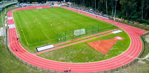 Stadion Miejski w Giżycku – serce sportowych emocji nad Niegocinem