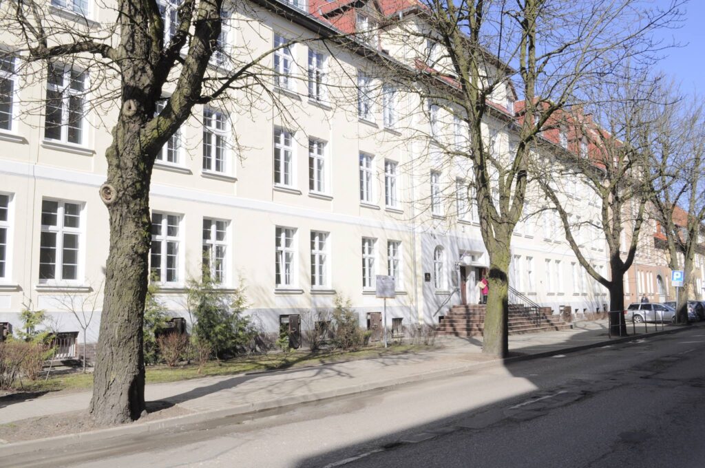 Oferta edukacyjna szkół policealnych i studiów podyplomowych w Giżycku