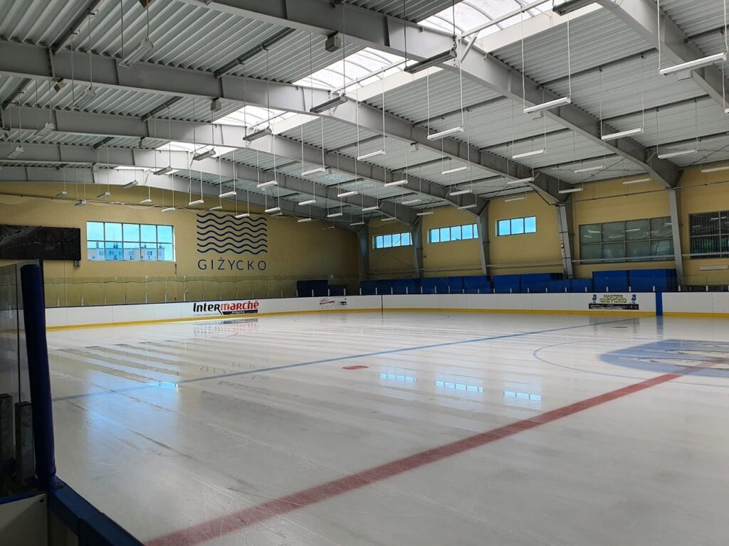 Lodowisko w Giżycku – Mazurskie Centrum Sportów Lodowych