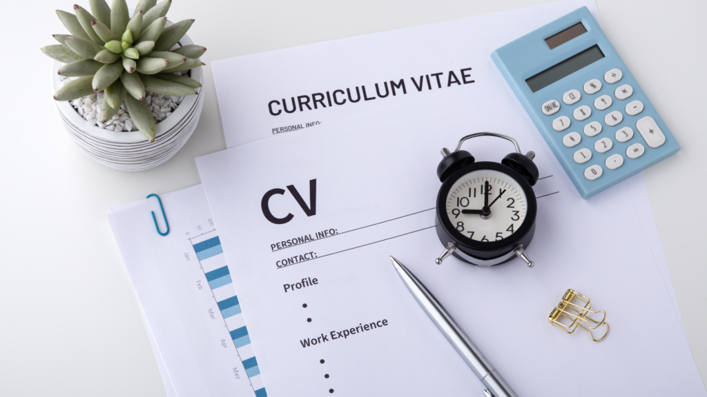 Jak napisać skuteczne CV i list motywacyjny, by dostać pracę?