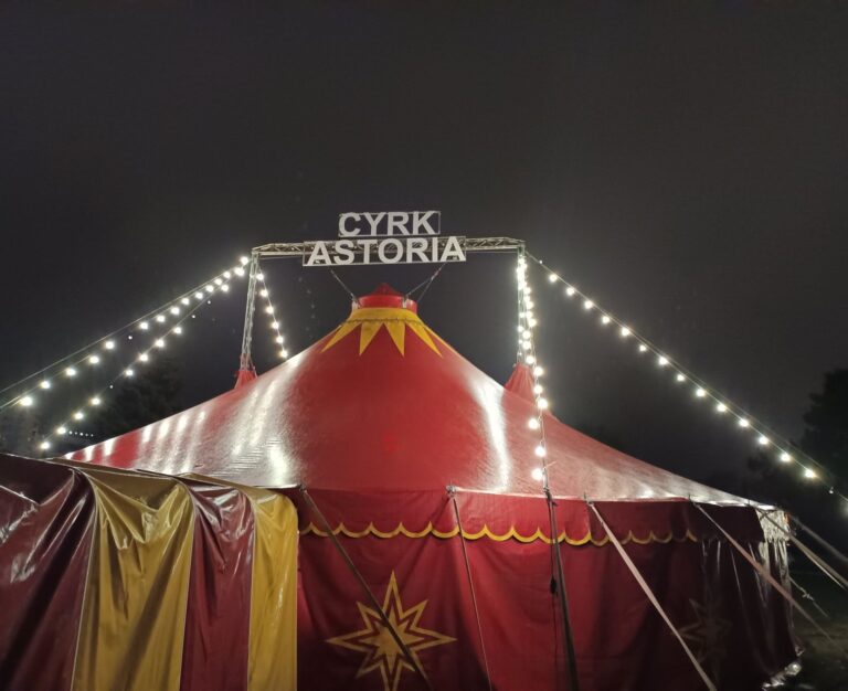 Cyrk Astoria powraca – czas na magiczną podróż z „Areną Cudów”!