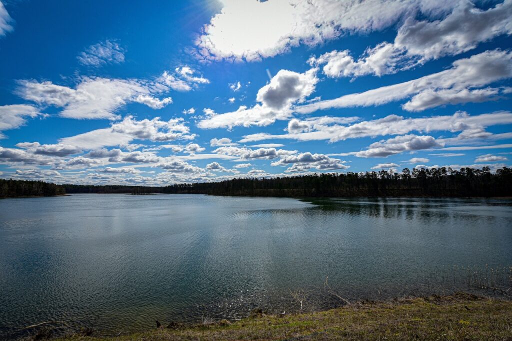 Mazury z dziećmi – atrakcje przyjazne rodzinom z jachtu