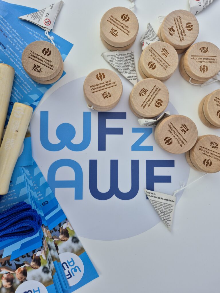 Nauka rusza w trasę – rodzinna strefa edukacji i zabawy nad Niegocinem