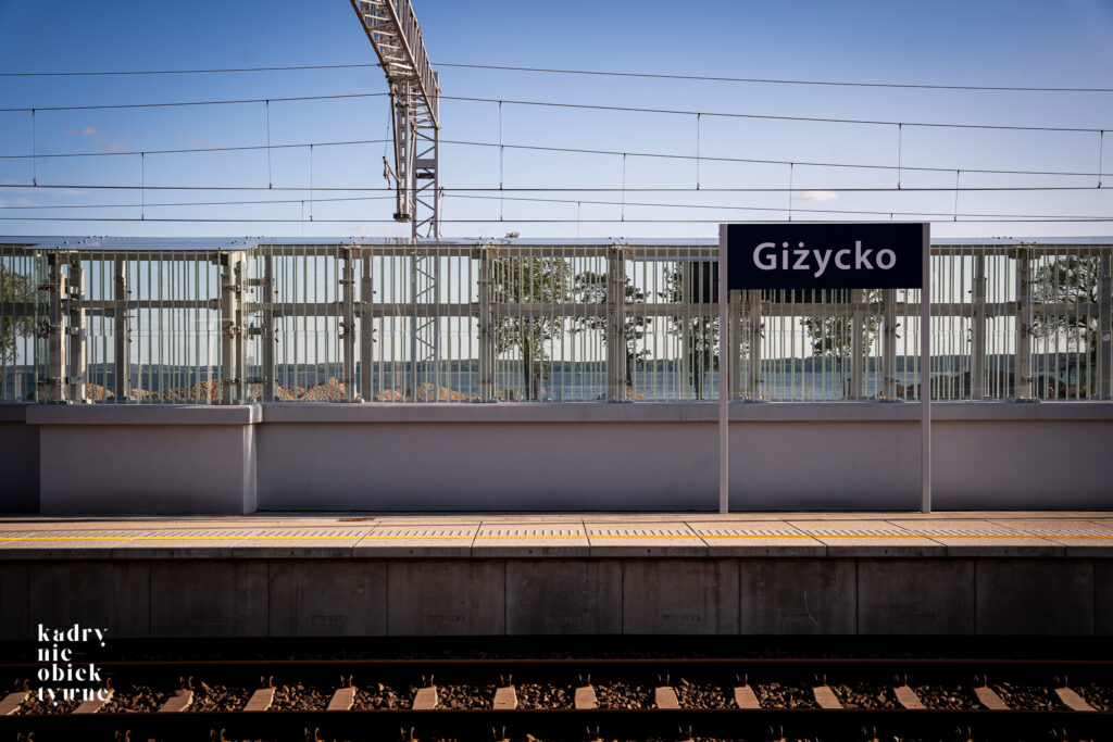 Elektryfikacja Ełk–Giżycko i bezpośredni pociąg na Dolny Śląsk. Co się zmienia od października?