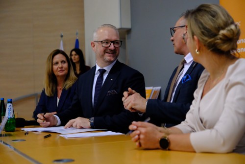 Oficjalne spotkanie dotyczące bezpieczeństwa i ochrony ludności w Giżycku